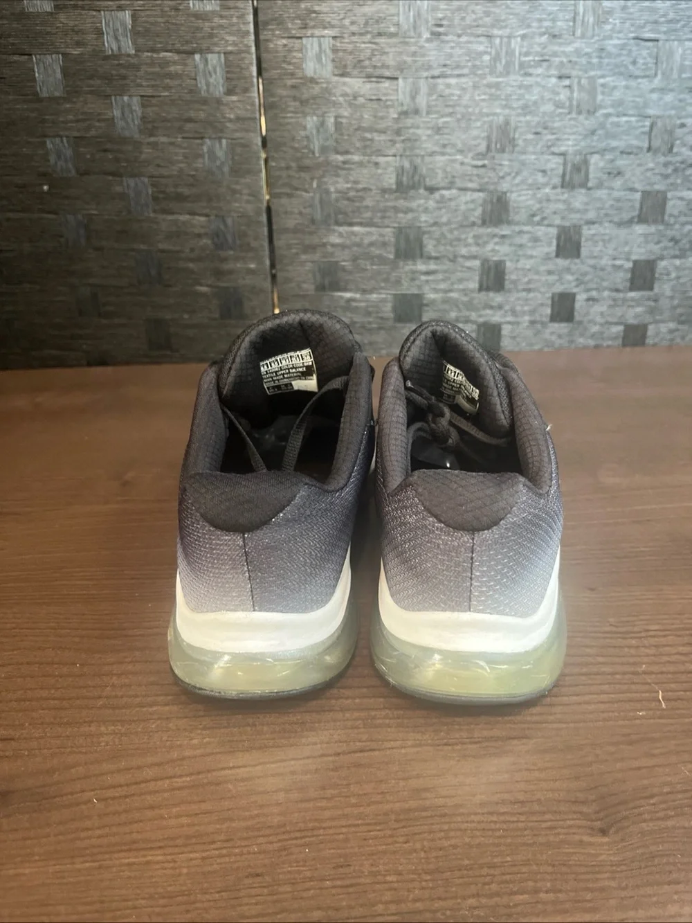 Skechers Women's Skech-Air Element 2.0 Sneakers Size 8.5 US